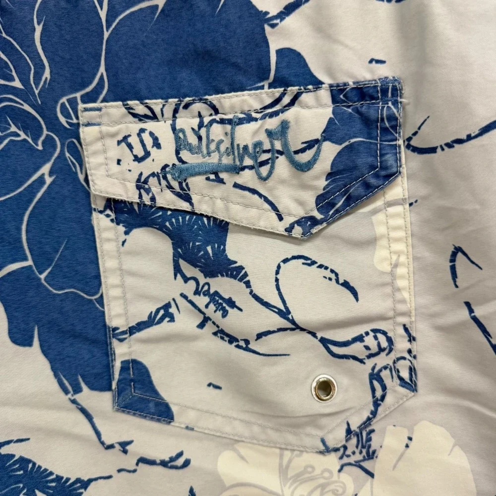 Quiksilver Swim Trunks Men Small Blue White Floral Beach Board Shorts Lined Y2K